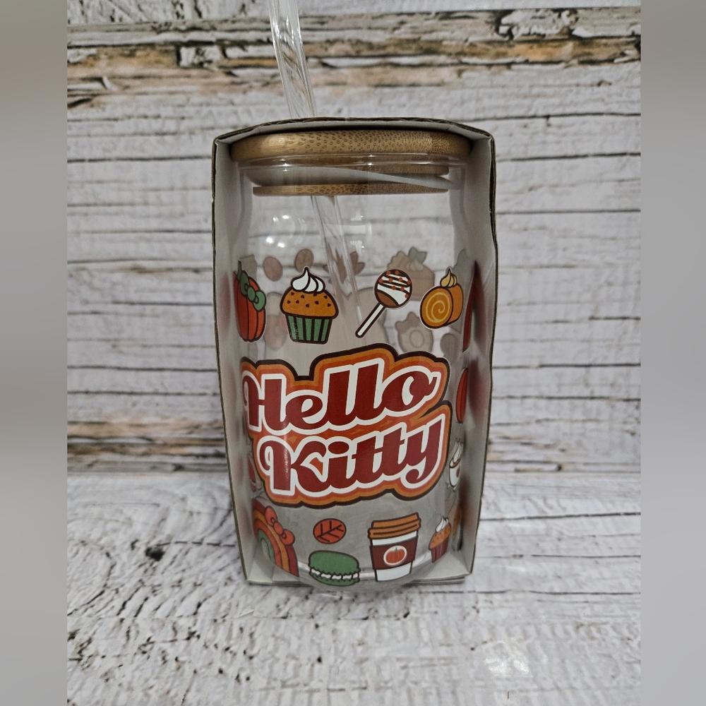 Hello Kitty Glass Fall Tumbler with bamboo lif